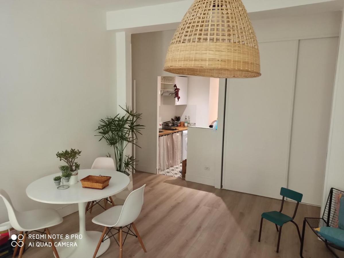 Joli Appartement Nicois En Bord De Mer Ница Екстериор снимка