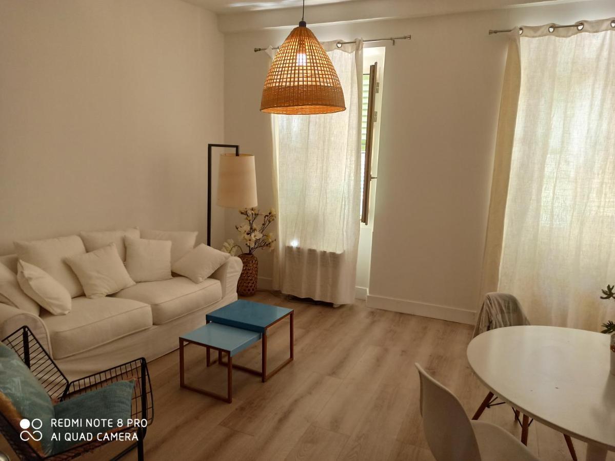 Joli Appartement Nicois En Bord De Mer Ница Екстериор снимка